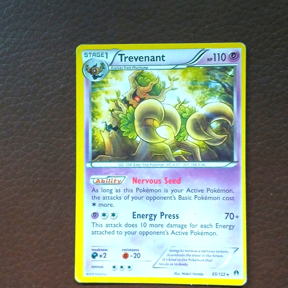 Trevenant Pokemon Yellow Pikachu .